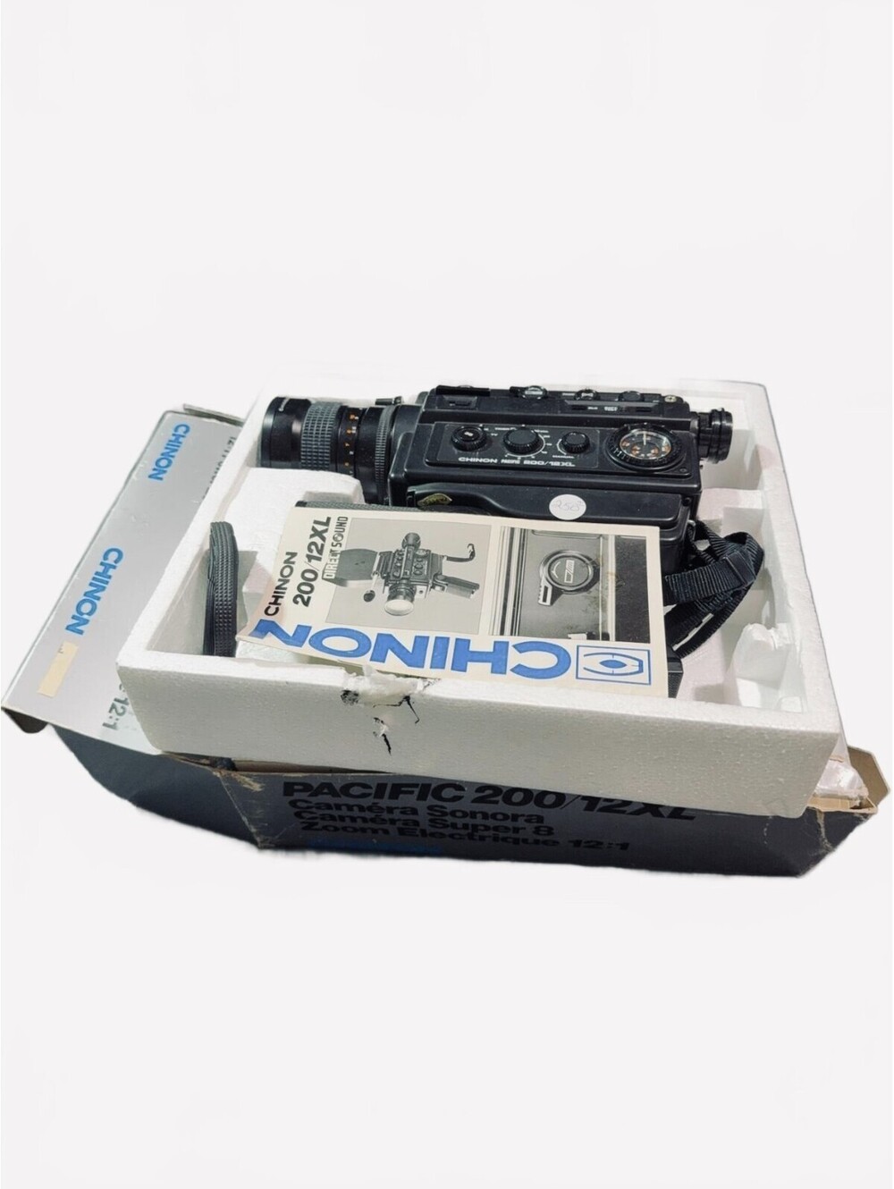 Chinon Pacific 200/12XL Super 8 Movie Camera TESTED f/1.4 Lens Box Mic Manual